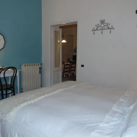 Il Nido Al Colosseo Apartament *